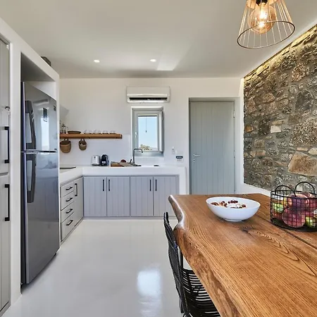 Teal Rock Mykonos Tatil Evi Ano Mera