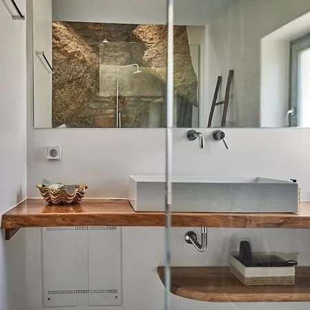 Teal Rock Mykonos 度假居