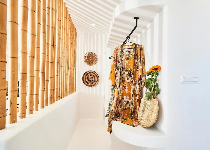 Teal Rock Mykonos Feriehus *