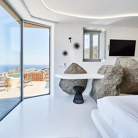 Teal Rock Mykonos אנו מרה