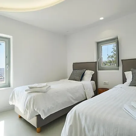 בית נופש Teal Rock Mykonos *