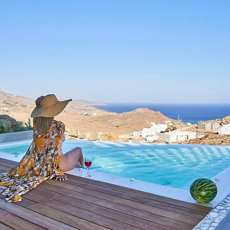 Teal Rock Mykonos * אנו מרה